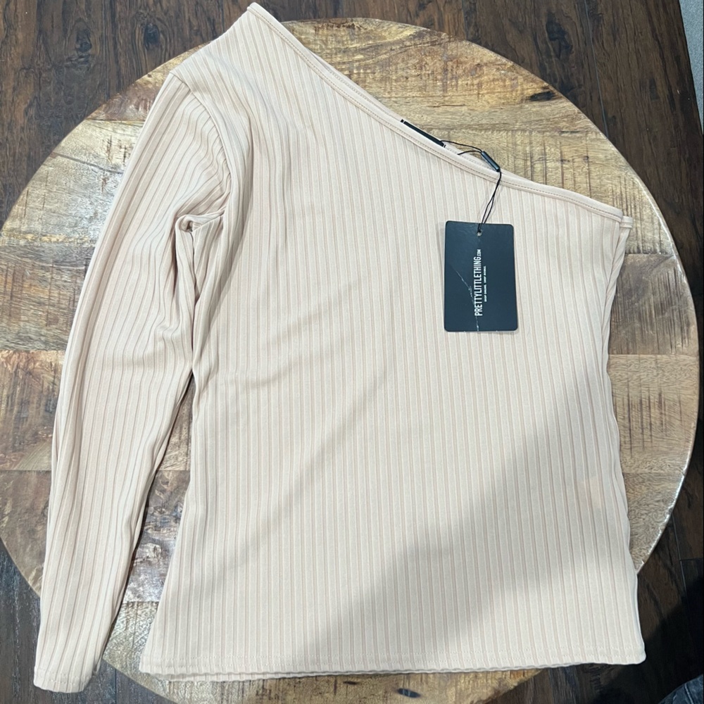 Pretty Little Thing NWT Size 12 Plus Stone Rib Asymmetrical Long Sleeve Top